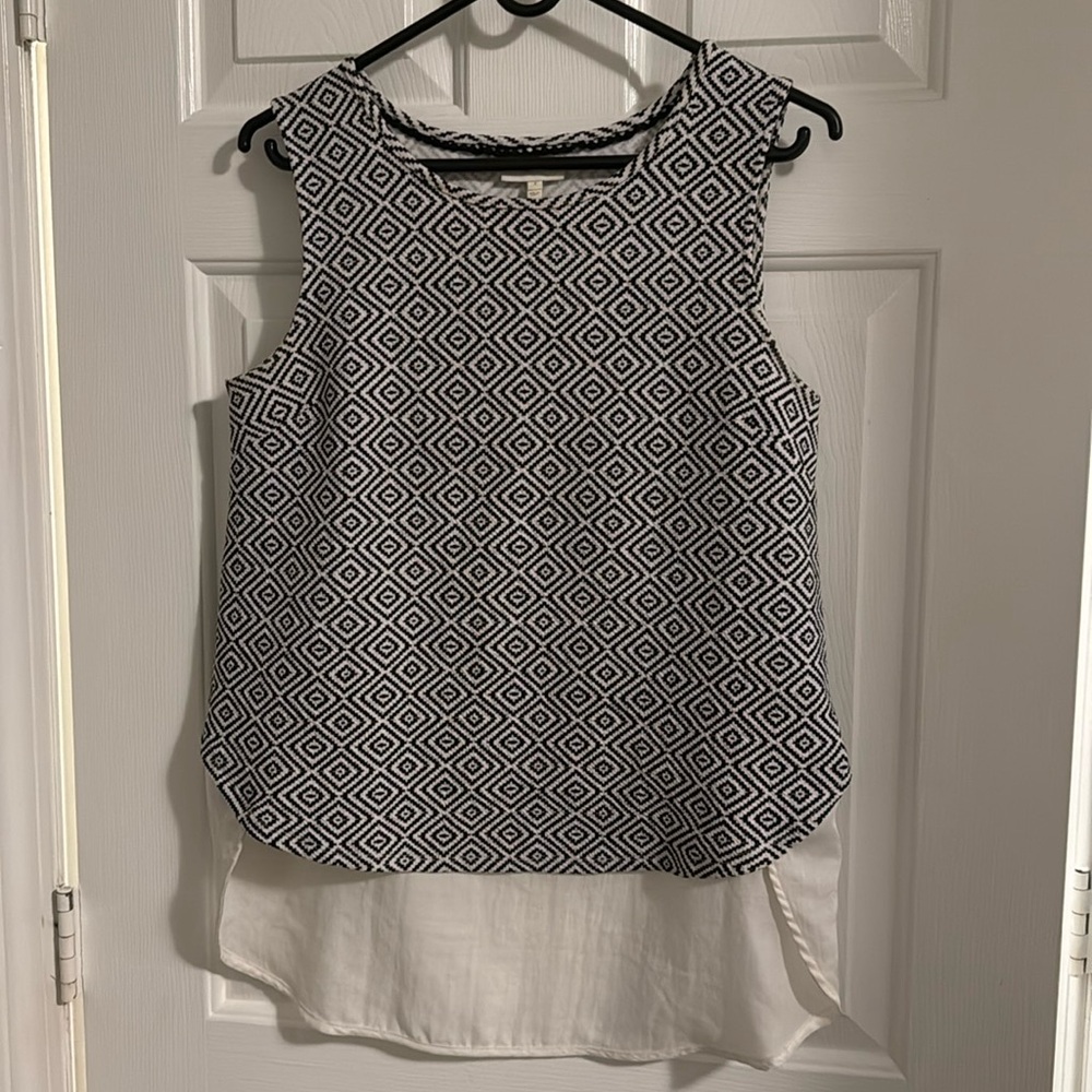 Nice tank, size medium!